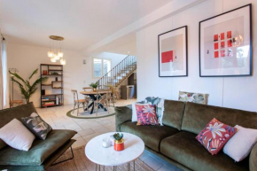 C8 - Lovely House Cannes 4 BDR - Pool, AC, Garage & Wifi